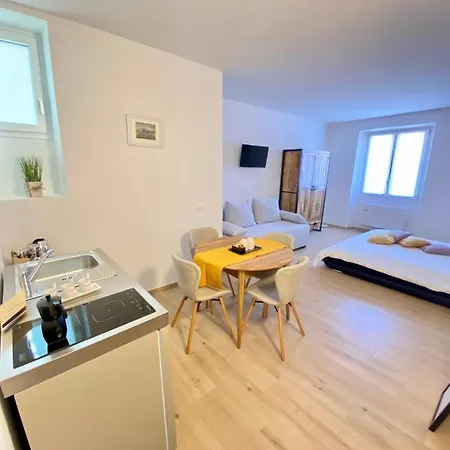 Isola Bella דירה *