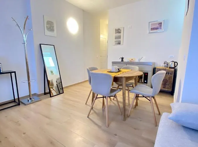 Isola Bella סטרסה